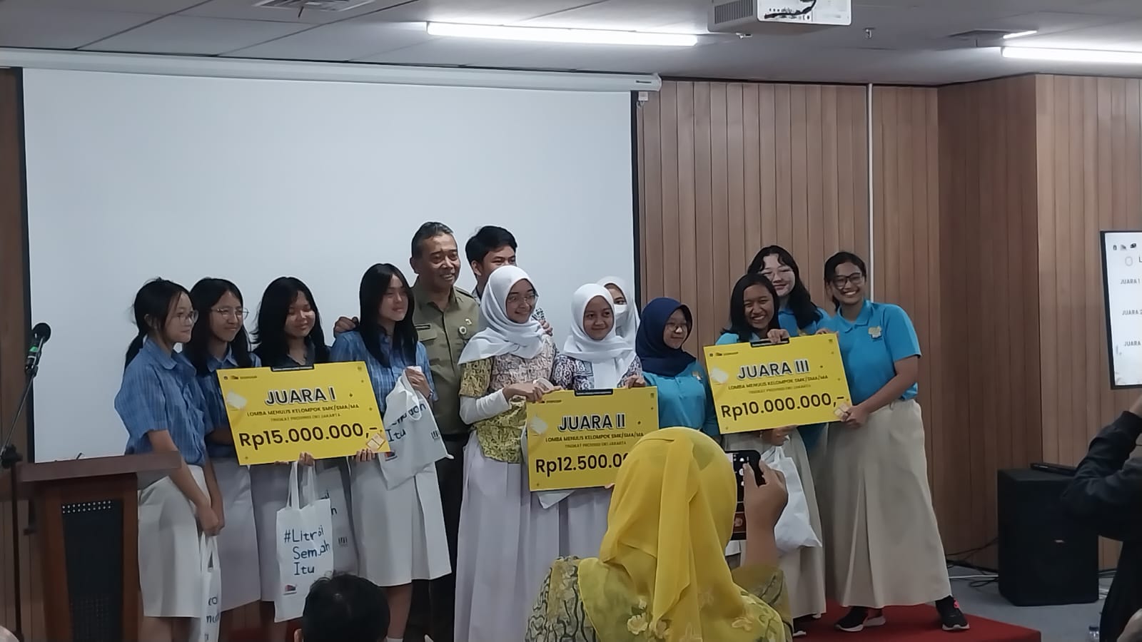 Pengumuman Lomba Hari Anak Jakarta Membaca Dan Lomba Menulis Tingkat Provinsi DKI Jakarta